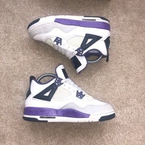 Jordan 4 UltraViolet